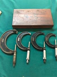 Micrometer Lot
