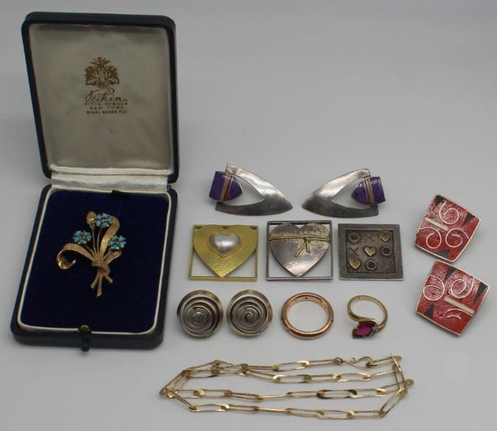 JEWELRY Assorted Gold and Silver Inc Pat Flynn