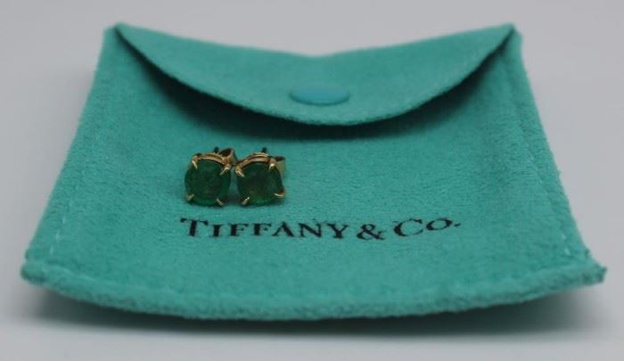 JEWELRY Pr of Tiffany Co kt Gold and Emerald