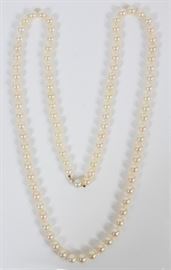 7.75MM NATURAL JAPANESE PEARL NECKLACE, 60.3 GRAMS, L 31 1/4"
Lot # 2097 