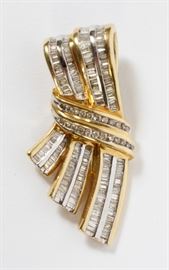 DIAMOND BOW PIN - PENDANT, 2.4 CTS. 14KT YELLOW GOLD
Lot # 1107 