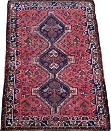PERSIAN SHIRAZ ALL WOOL RUG, W 3' 4", L 4' 9"
Lot # 1120 