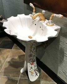 SHERLE WAGNER HAND PAINTED, PORCELAIN SINK AND COMMODE SET
Lot # 0092 