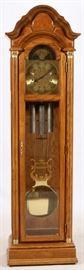 PEARL OAK & WALNUT GRANDFATHER CLOCK, H 79'' W 22'', D 12''
Lot # 0105 