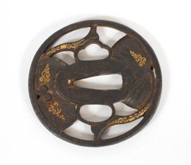 JAPANESE, IRON TSUBA SWORD GUARD, ANTIQUE, DIA 2 1/2"
Lot # 0276 