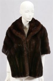 DARK MINK FUR STOLE
Lot # 0332 
