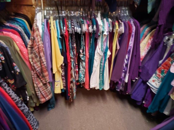 quality plus size woman's clothing galore