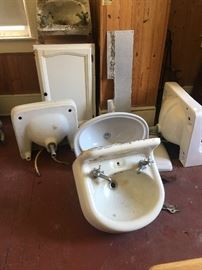 vintage and antique sinks