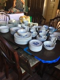 Set of Phalzgraph dishes with many extra pieces