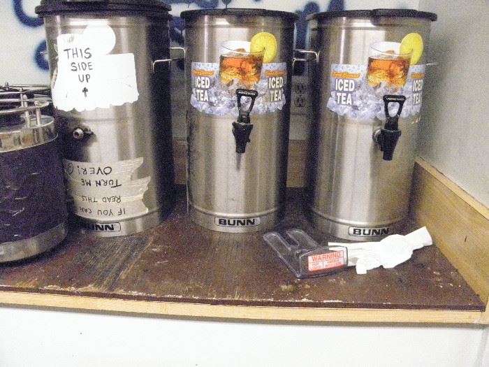 BUNN NSF Stainless steel Iced Tea and Lemonade table top servers  ********$25 each**********  Call Now for immediate appointment.  (760) 975-5483    (760) 445-8571