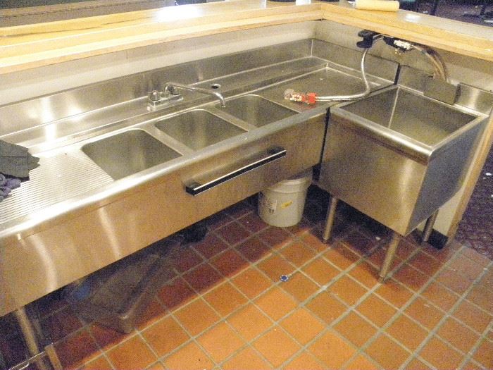 Advance Tabco 7 foot Stainless Steel bar sink with back splash, and faucet.  Insulated ice sink,    McCann multi flavor carbonator and soda gun*********$450********** Call Now for immediate appointment.  (760) 975-5483    (760) 445-8571
