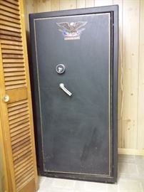 Cannon Gun Safe