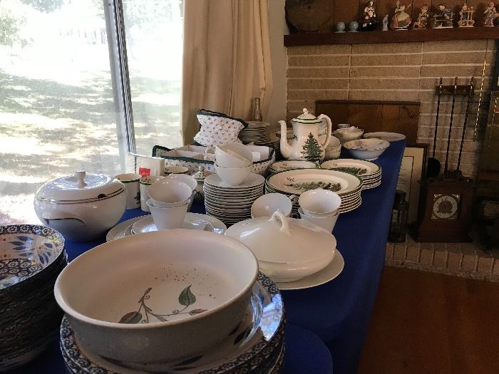 Spode!!!!!! And more dishes than you can shake a stick at....about 9 patterns in all!!!!