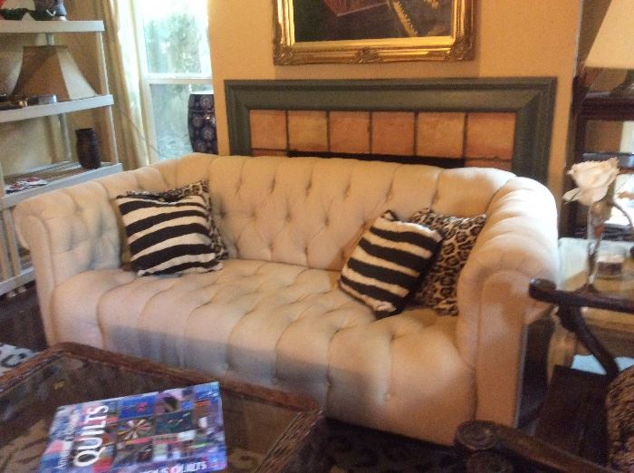 This love seat is in great shape!