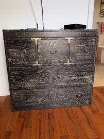 Campaign style chest 