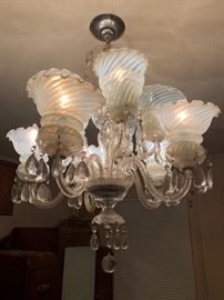 That blue tint you think you're seeing....YES, you're actually seeing it. Show. Stopper.