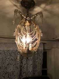 Super cute pendant lantern.