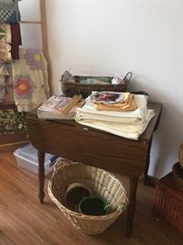 Small dropleaf table