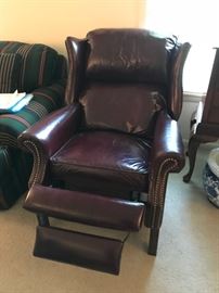 #19	Leather Wingback Burgandy Recliner - Lane	 $300.00 	