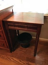 #31	1 drawer end table   20x20x29 w/spindle legs	 $100.00 	