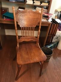 #38	odd dining chair	 $25.00 	