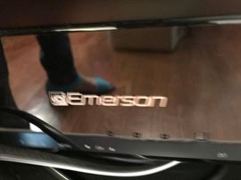 #32	Emerson 26" flat Screen TV	 $65.00 	