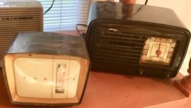 Vintage Motorola Aero Vane FM Radio
Pennwood Numechron 1961 Digital Clock 