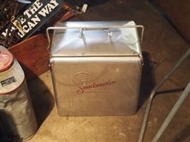 Vintage cooler