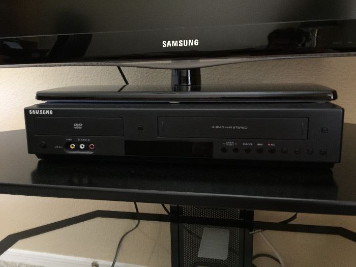 Samsung DVD & VCR Player  Model:  DVD-V9800