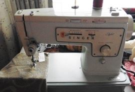 Singer Sewing machine - Zig Zag 413