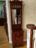 Reproduction entry piece