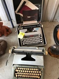 2 Typewriters https://ctbids.com/#!/description/share/50413