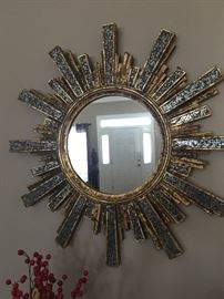 Beautiful Starburst Mirror