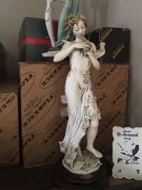 Signed Giuseppe Armani 
"Melody" #628E