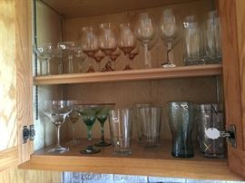 Large Collection of Glassware &
Crystal Stemware