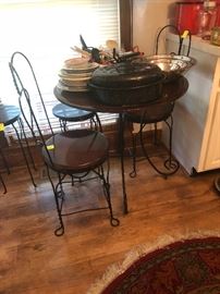 ice cream parlor style table and chairs