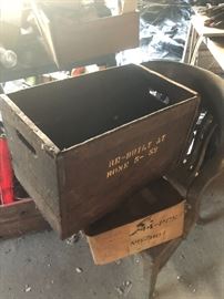  Vintage crate 