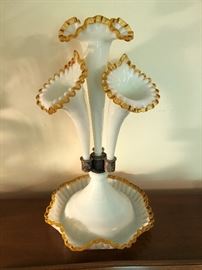 Fenton Gold Crest Epergne