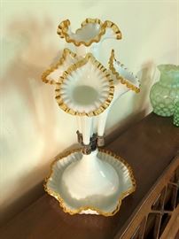 Fenton Gold Crest Epergne