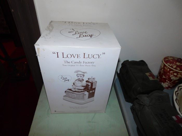 "I Love Lucy" Musical Figurine