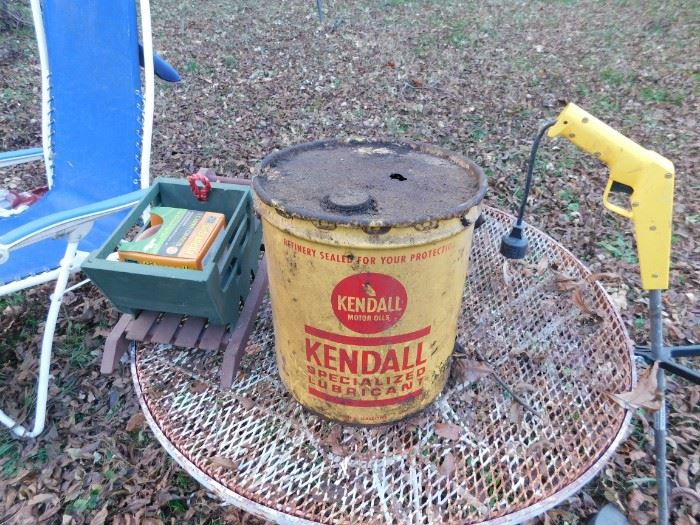 Metal Kendall Lubricant Can