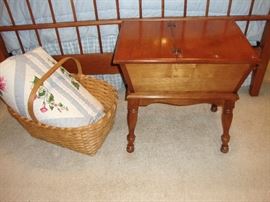 VINTAGE DOUGH BOX MAPLE TABLE- HINGED TOP