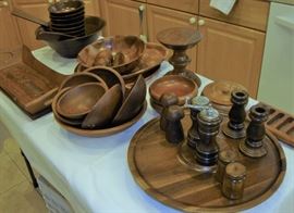 WALNUT SALAD BOWL SETS, S/P GRINDERS, LAZY SUSAN AND MORE!