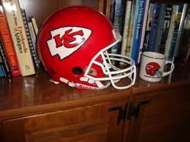 KANSAS CITY RIDDELL NFL HELMET  - ADULT SIZE