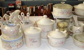 PFALTZGRAFF "TEA ROSE"