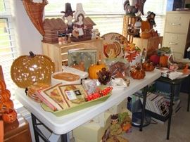 FALL, THANKSGIVING & HALLOWEEN !