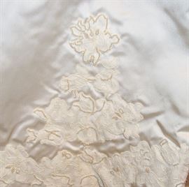 ELEGANT DETAILED BEAD WORK