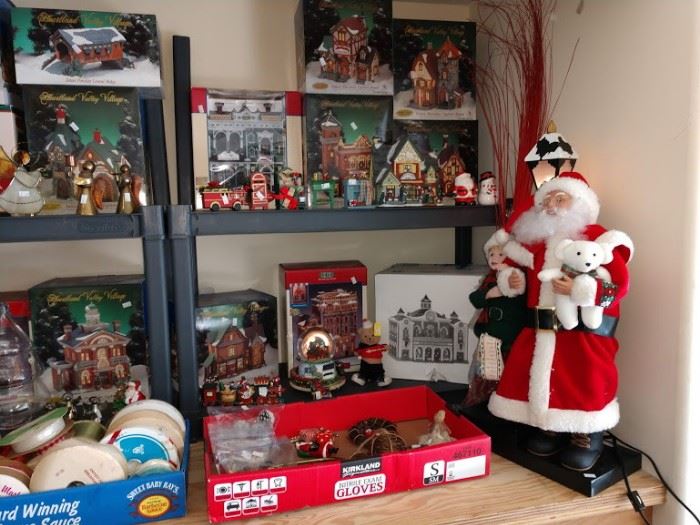 Garage:  Christmas Stuff, Santa Moves and Lights up