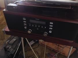 Teac Record Player/Radio - like new!