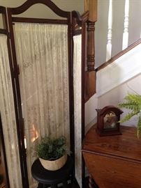 Victorian style room divider